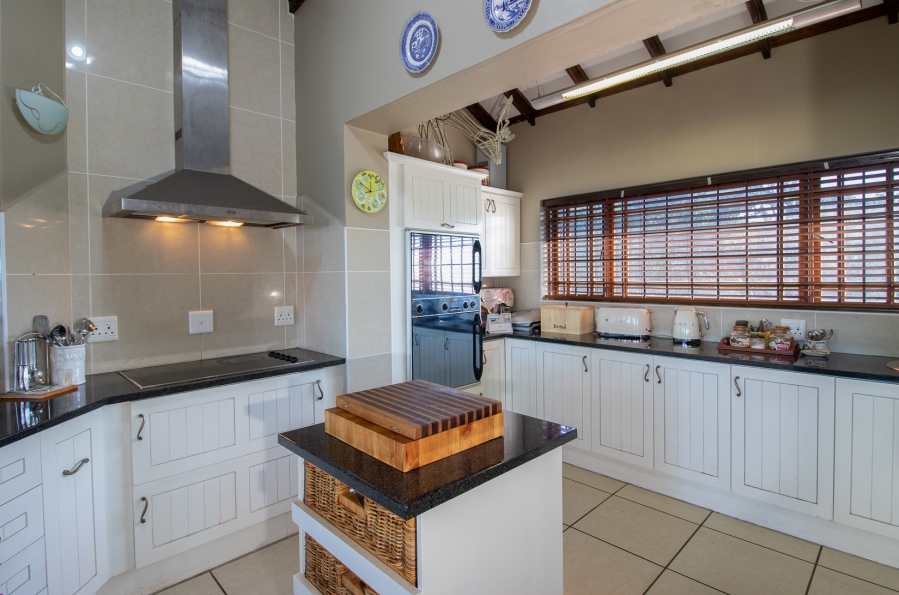 4 Bedroom Property for Sale in West Beach Eastern Cape